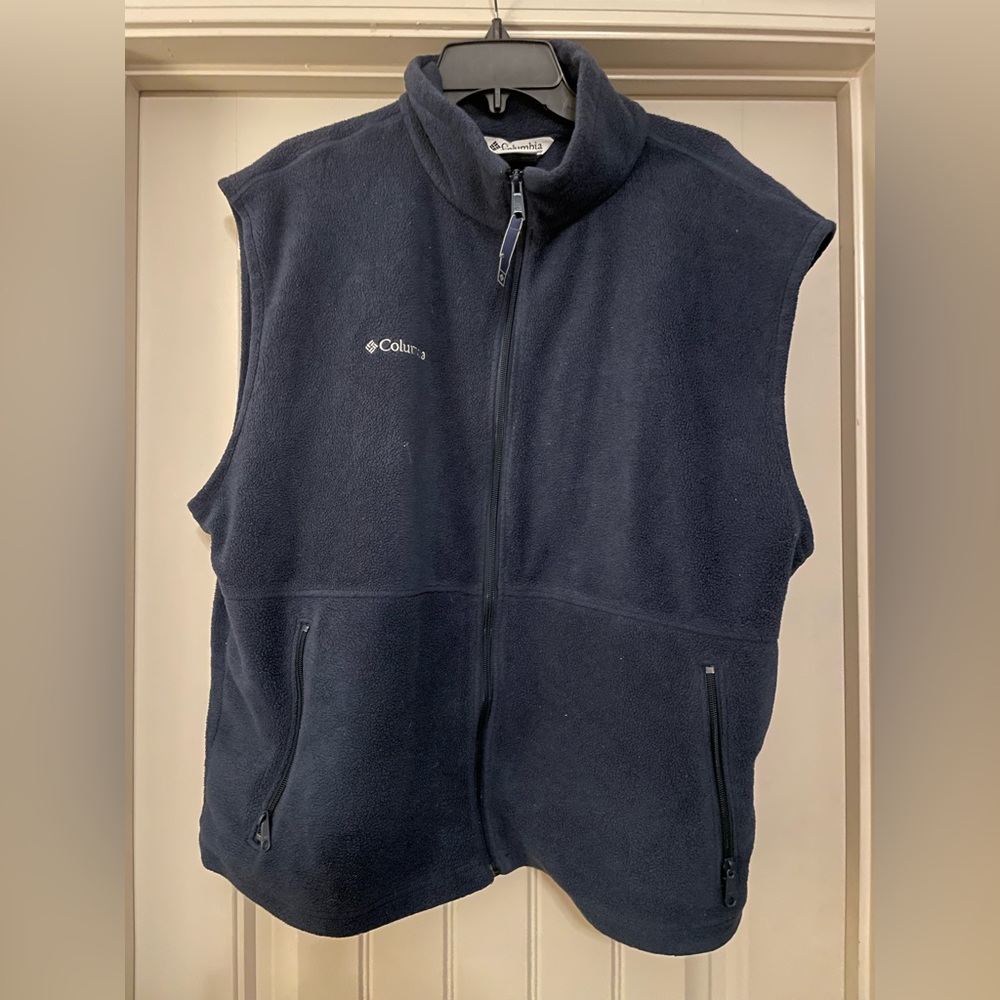 Columbia navy fleece vest.  Xl